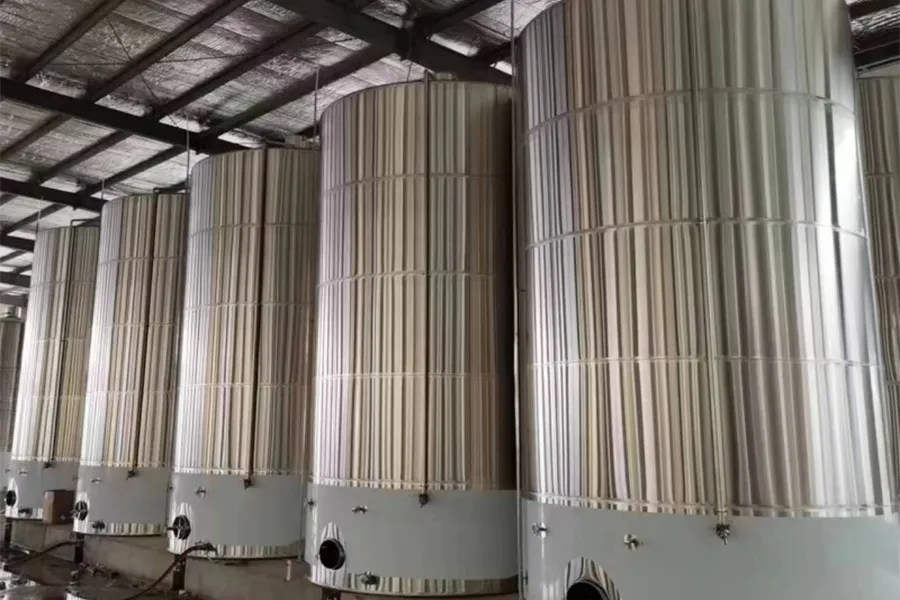 Wine Fermentation Tank