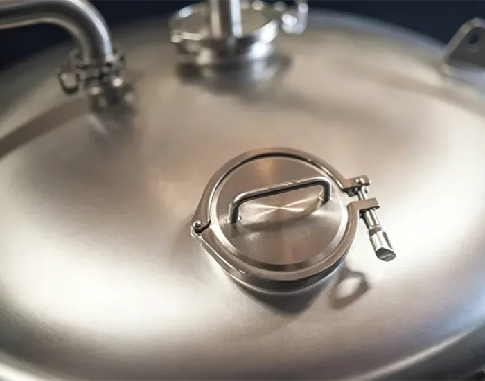 Fermenteur et cuve à bière