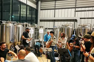 Thailand United Peoples Brewery 400L Beer Brewery Equipment