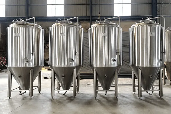 Stainless-Steel-Beer-Tanks1